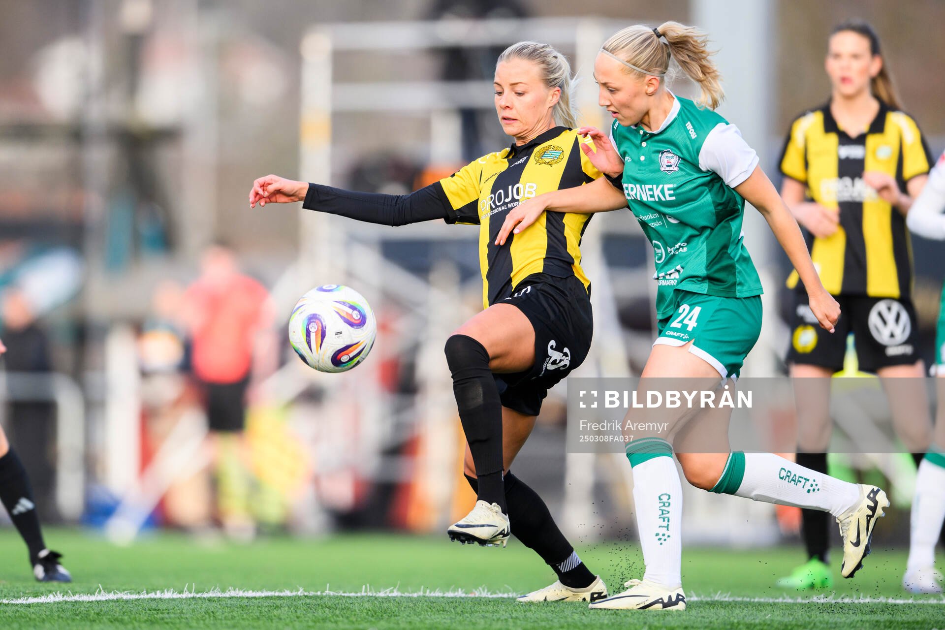 Hammarbys Lotta Ökvist  och Alingsås Saga Fredgren