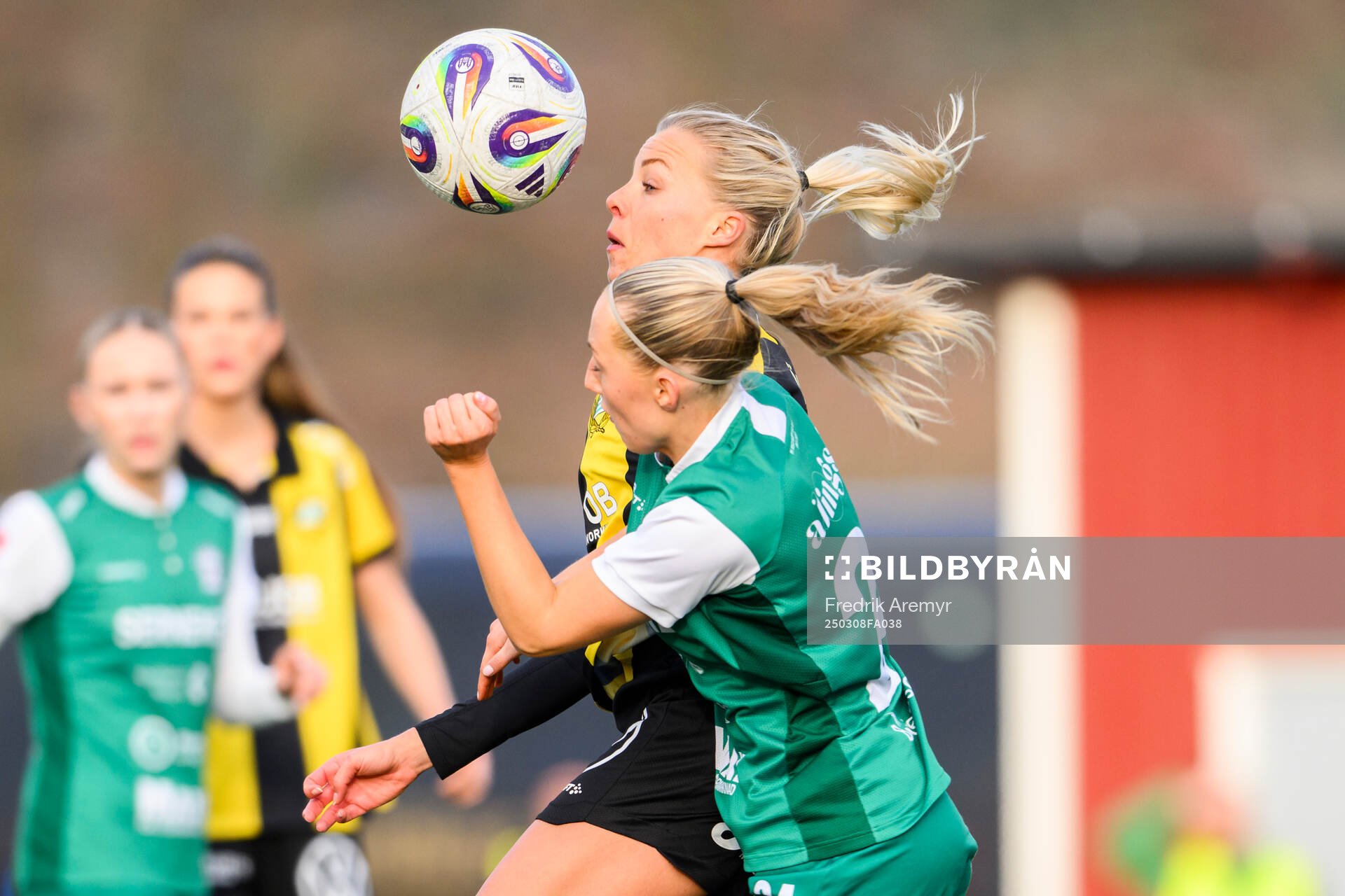 Hammarbys Lotta Ökvist  och Alingsås Saga Fredgren