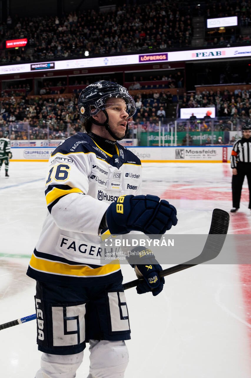 HV71s Tanner Kero jublar