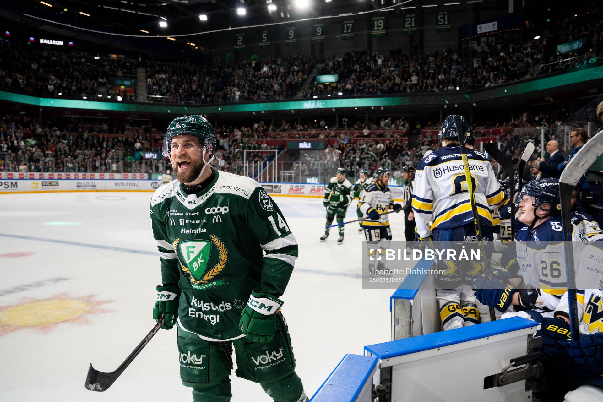 Färjestads Henrik Björklund jublar