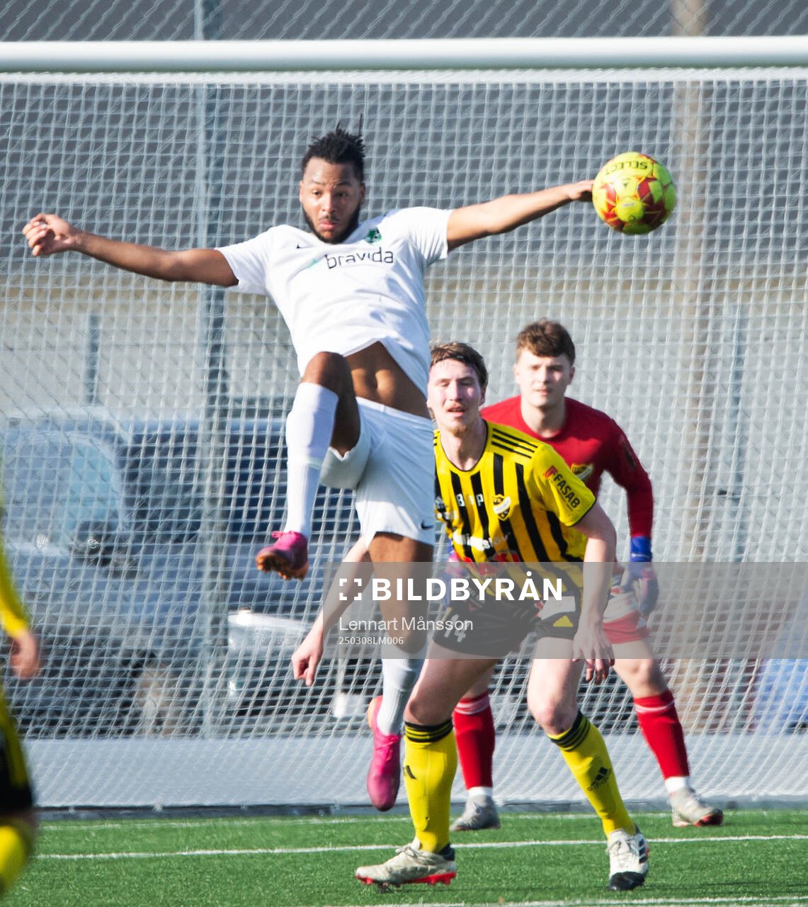 Högaborgs Adam Touray i träningsmatchen mellan IFK