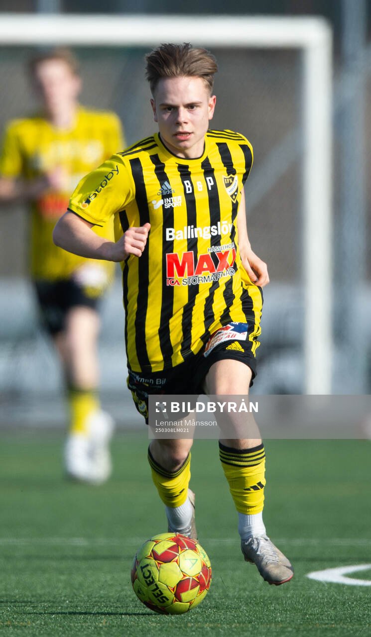 IFK Hässleholms Max Persson i träningsmatchen mellan IFK