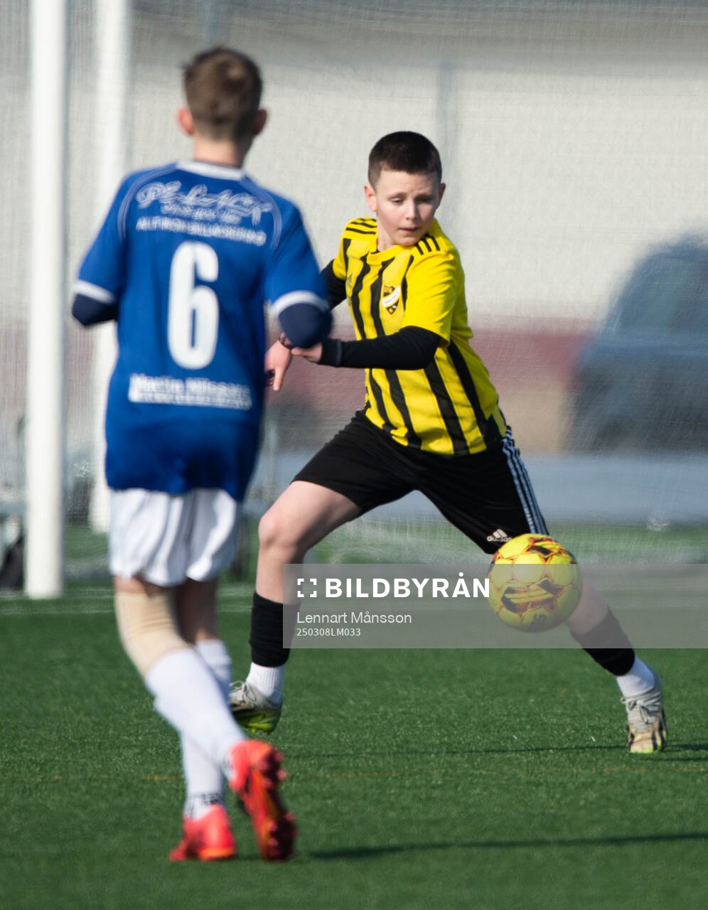 IFK Hässleholms Enzo De Stefano i träningsmatchen för pojkar födda 2011, U14, mellan IFK Hässleholm och Askeröd i Hässleholm 8 mars 2025.