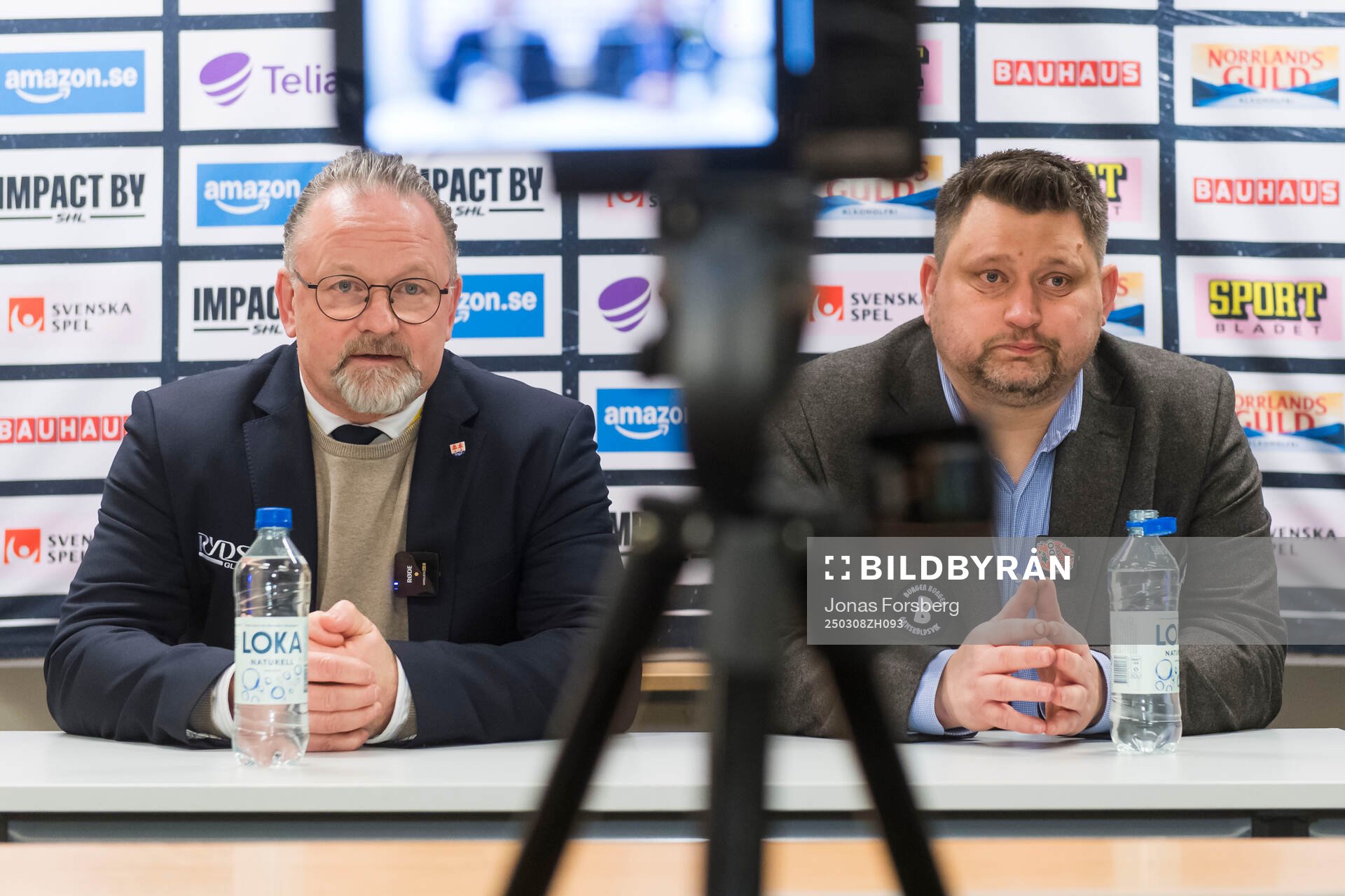 Timrås assisterande tränare Lars Marklund och Modos