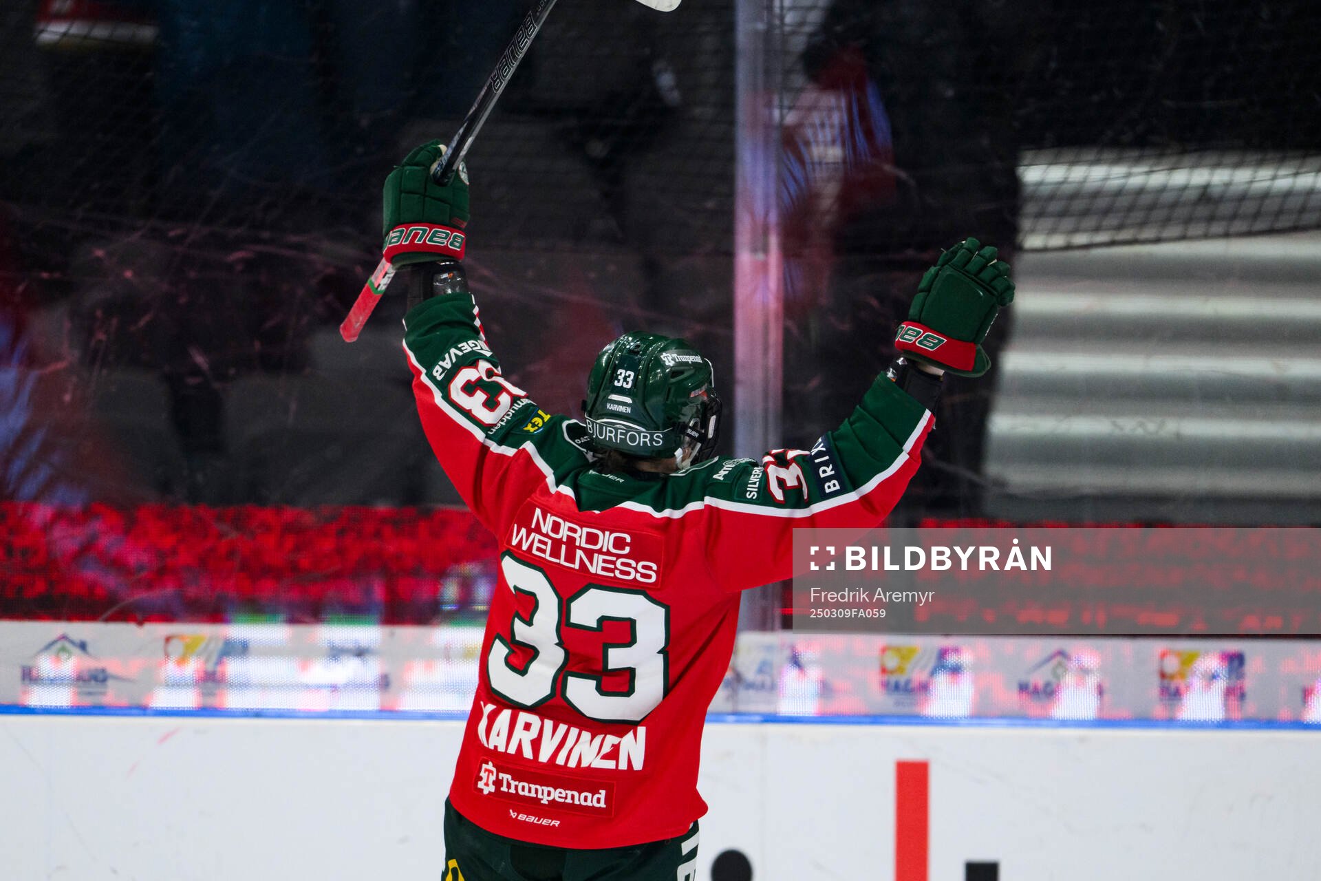 Frölundas Michelle Karvinen jublar