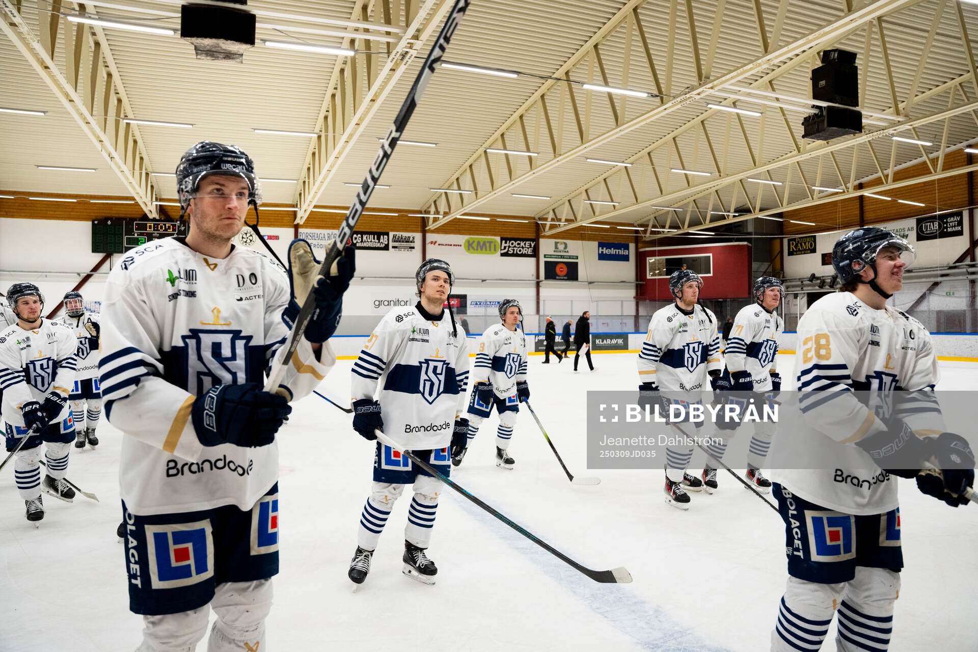Sundsvalls spelare jublar