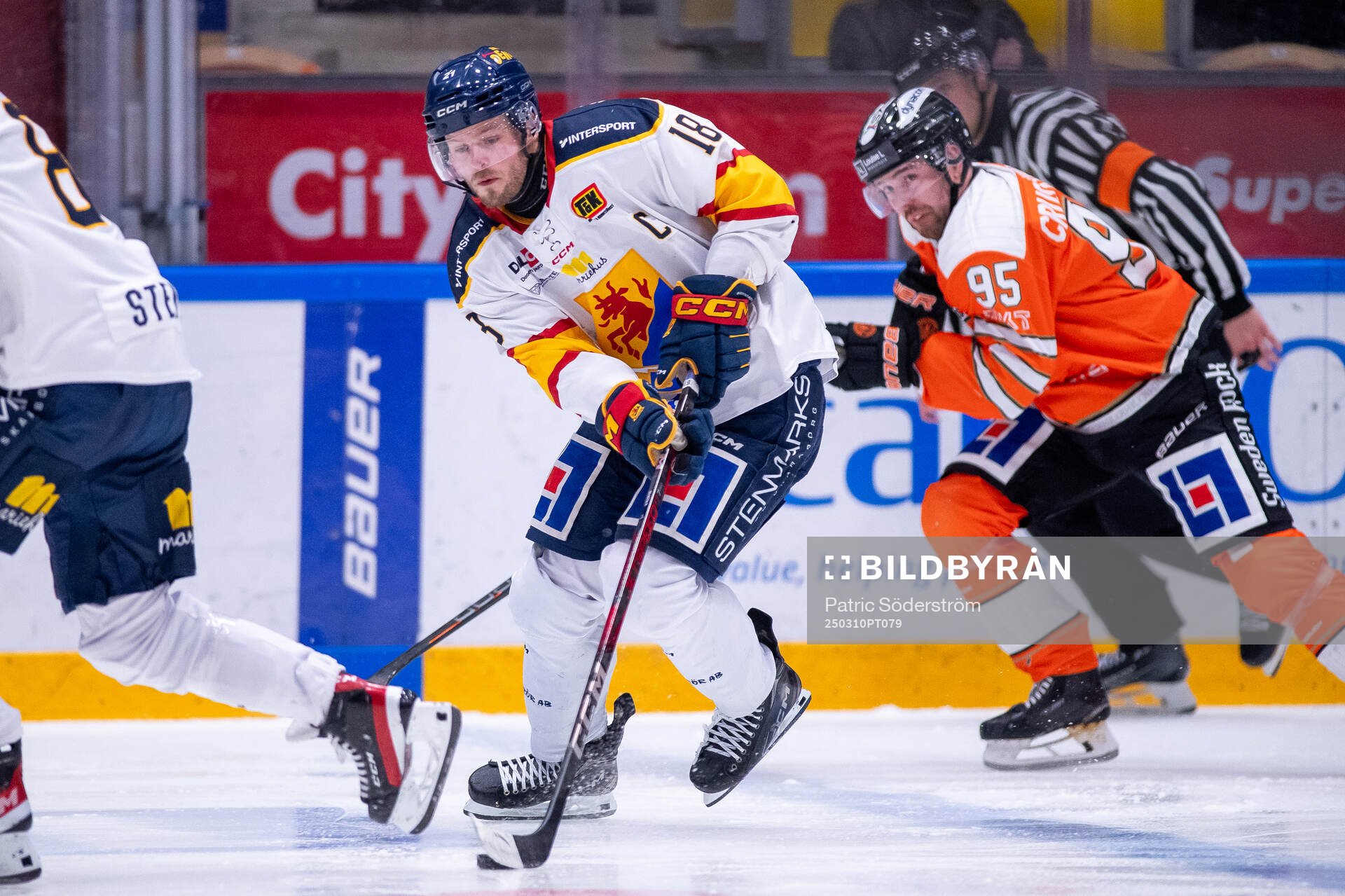 Mariestads Jesper Lindén och Karlskronas Victor