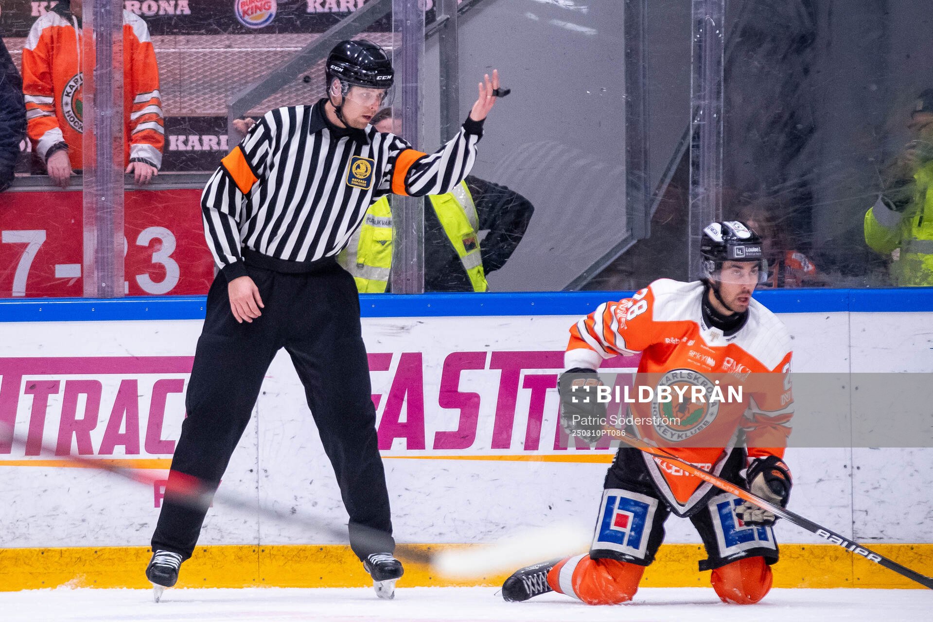 Domare Robin Forslund och Karlskronas David Karlström