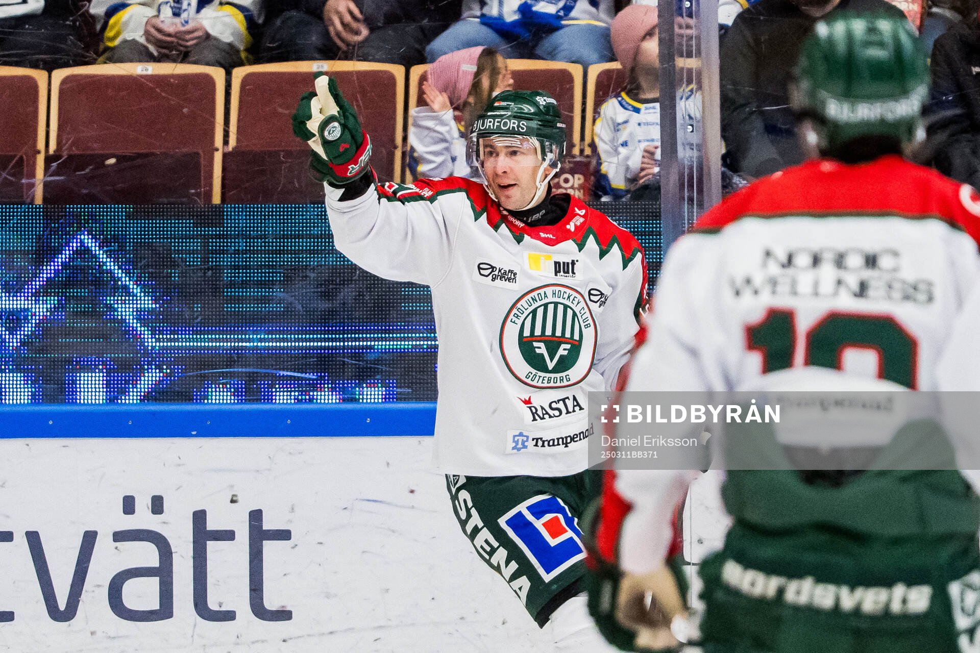 Frölundas Mikael Ruohomaa jublar