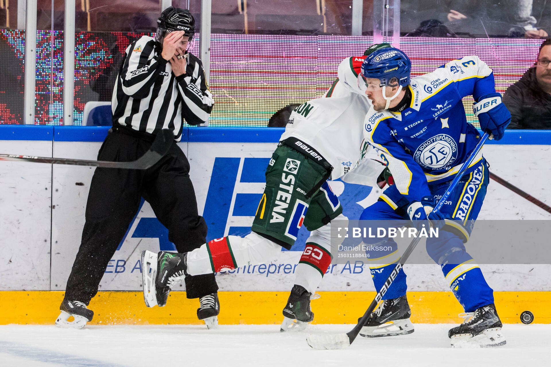 Linjedomare Oliver Sjöberg