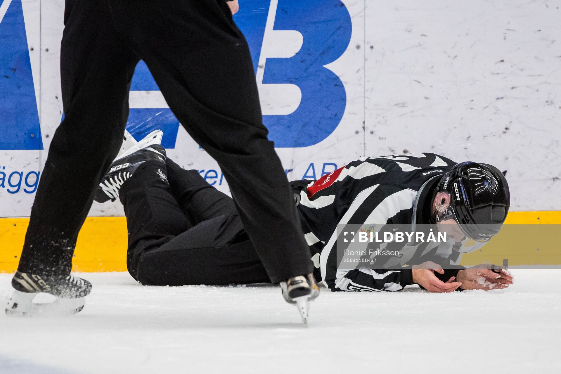 Linjedomare Oliver Sjöberg