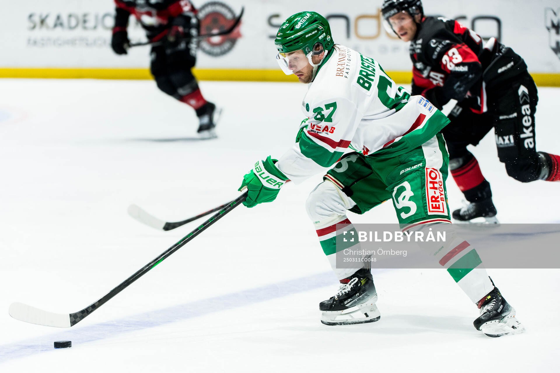 Rögles Leon Bristedt och Malmö Redhawks Christoffer
