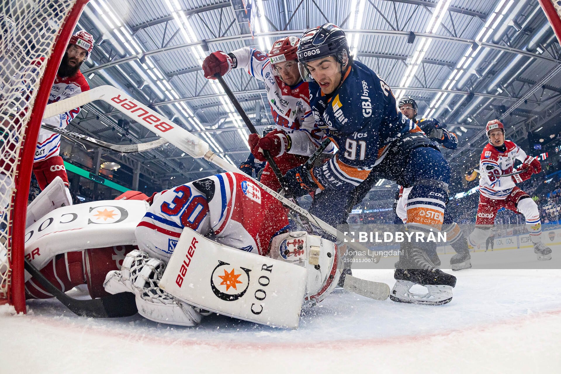 Timrås målvakt Jacob Johansson, Filip Hållander och