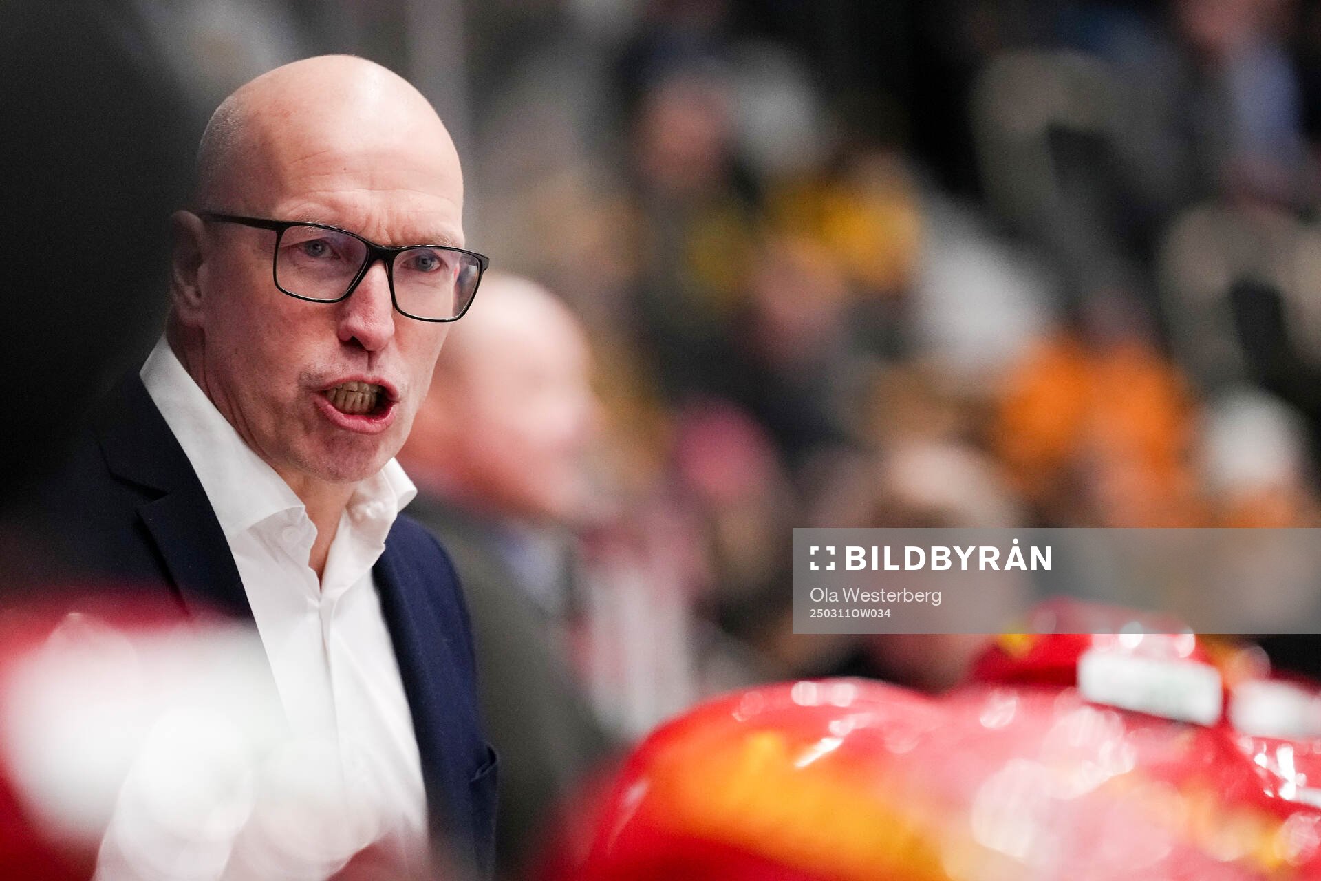 Modos assisterande tränare Fredrik Andersson