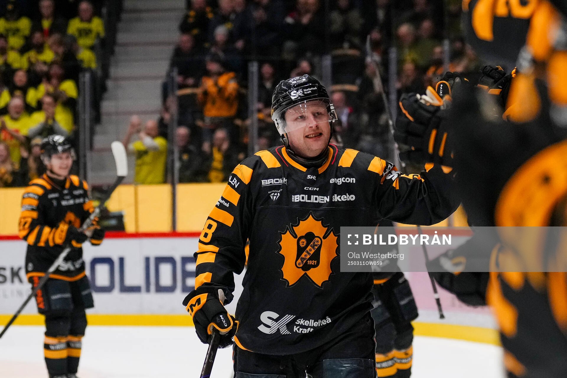 Skellefteås Oskar Nilsson jublar