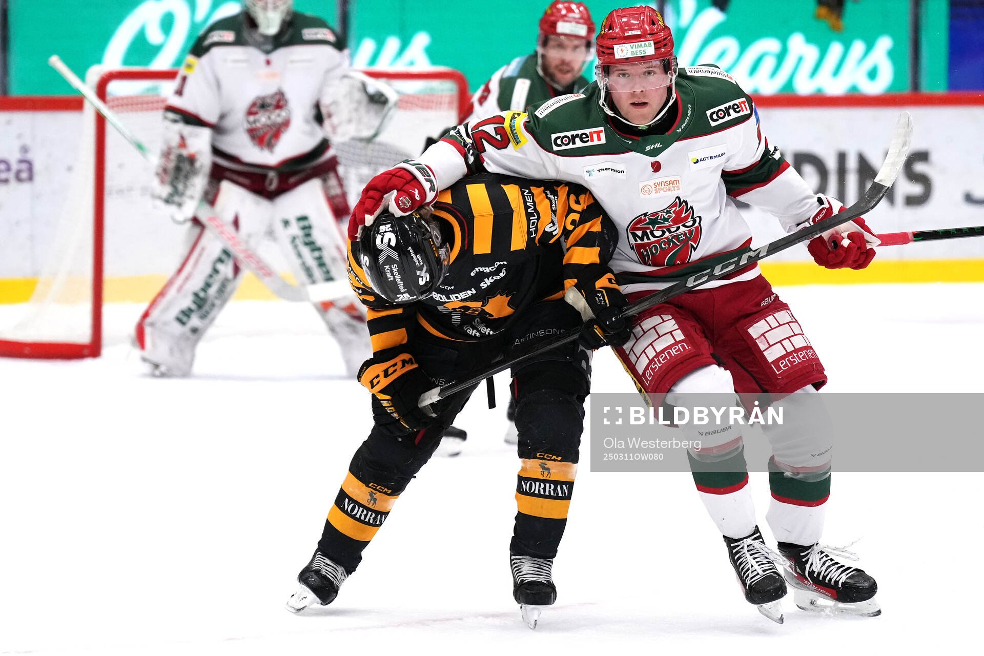 Skellefteås Anton Heikkinen och Modos Oscar Pettersson