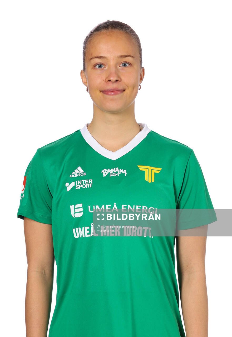 Team Thorengruppens Klara Nyberg poserar för ett porträtt den 11 mars 2025 i Umeå.