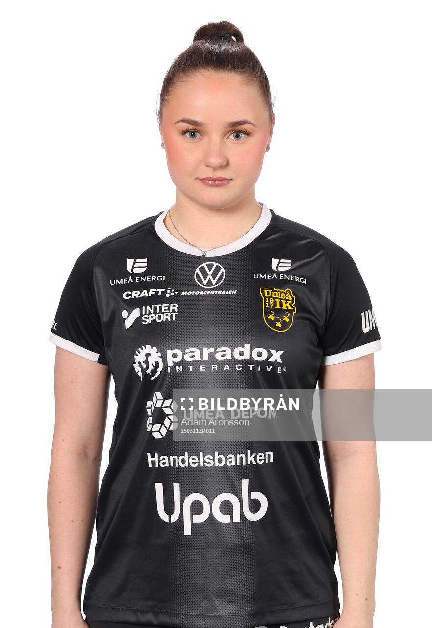 Umeås Elvira Fjällström poserar för ett porträtt den 11 mars 2025 i Umeå.