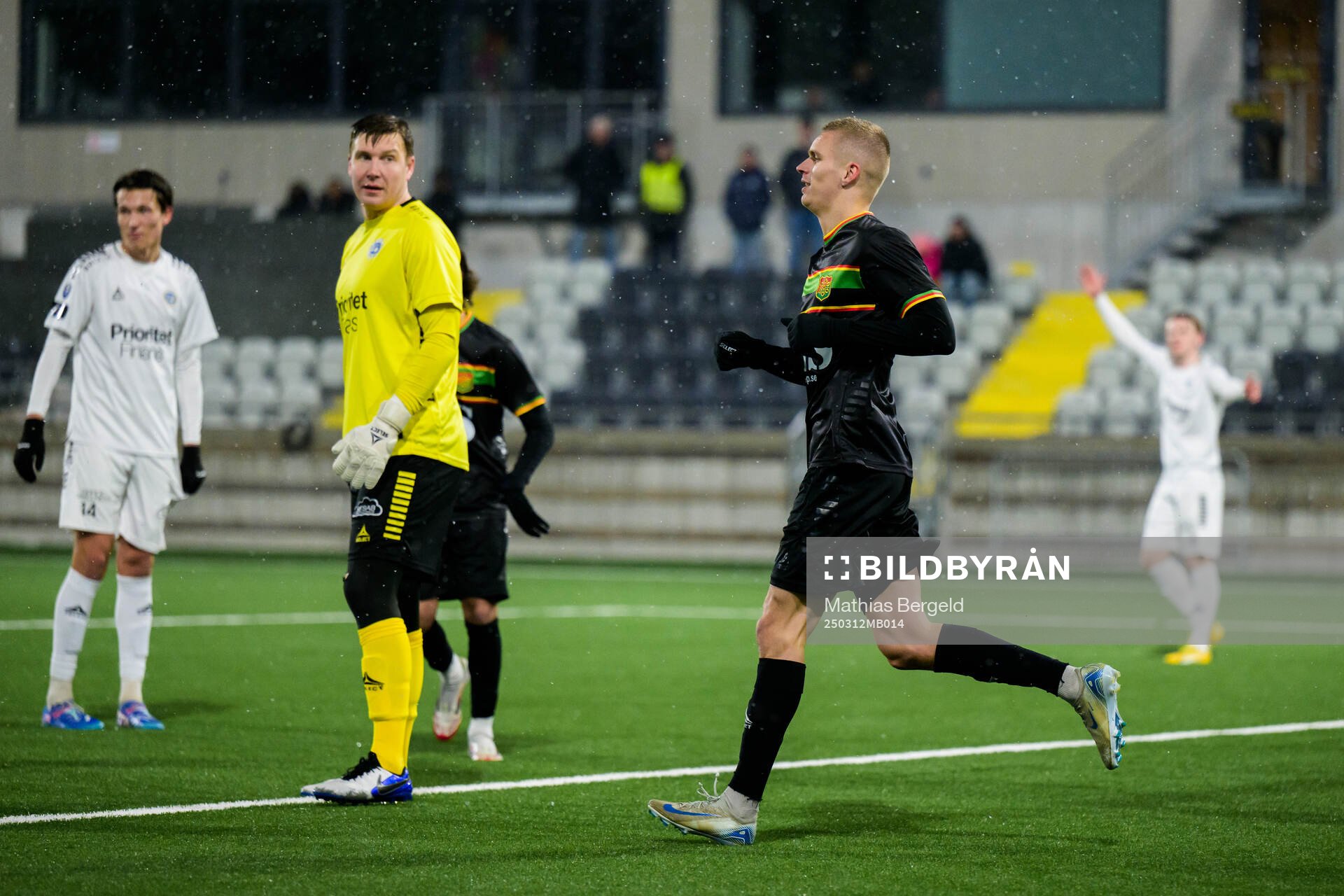 GAIS Robin Frej jublar