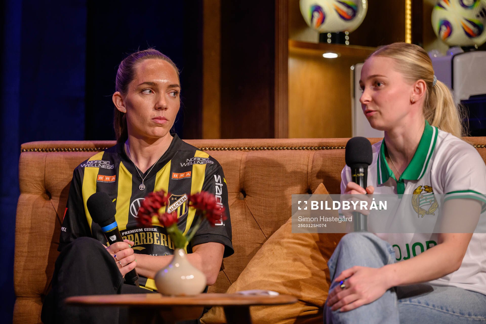 Häckens Elin Rubensson och Hammarbys Emelie Joramo