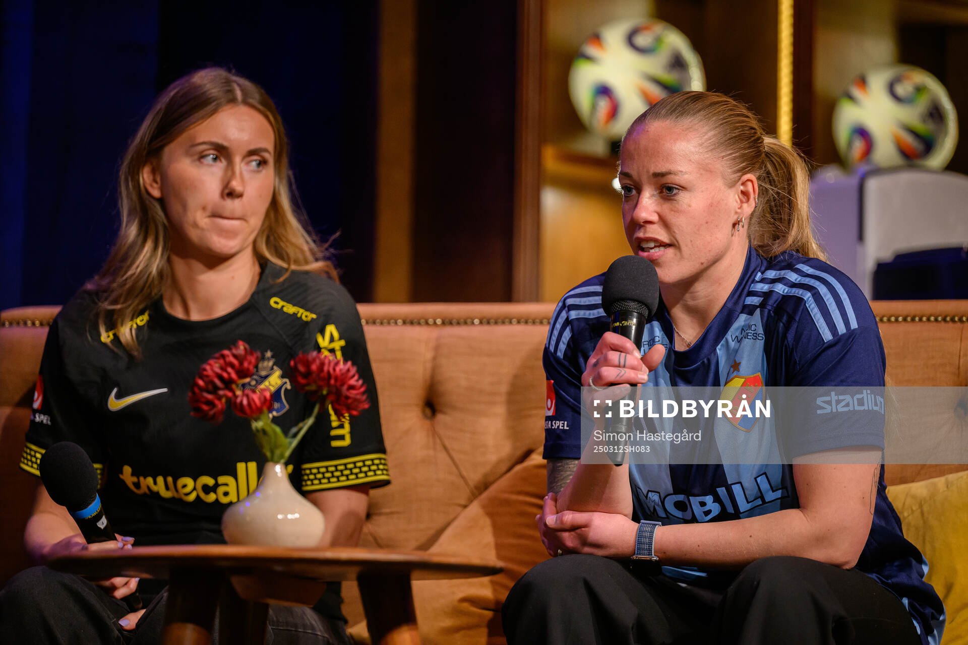 s Adelisa Grabus och Djurgårdens Sessy Åsland intervjuvas