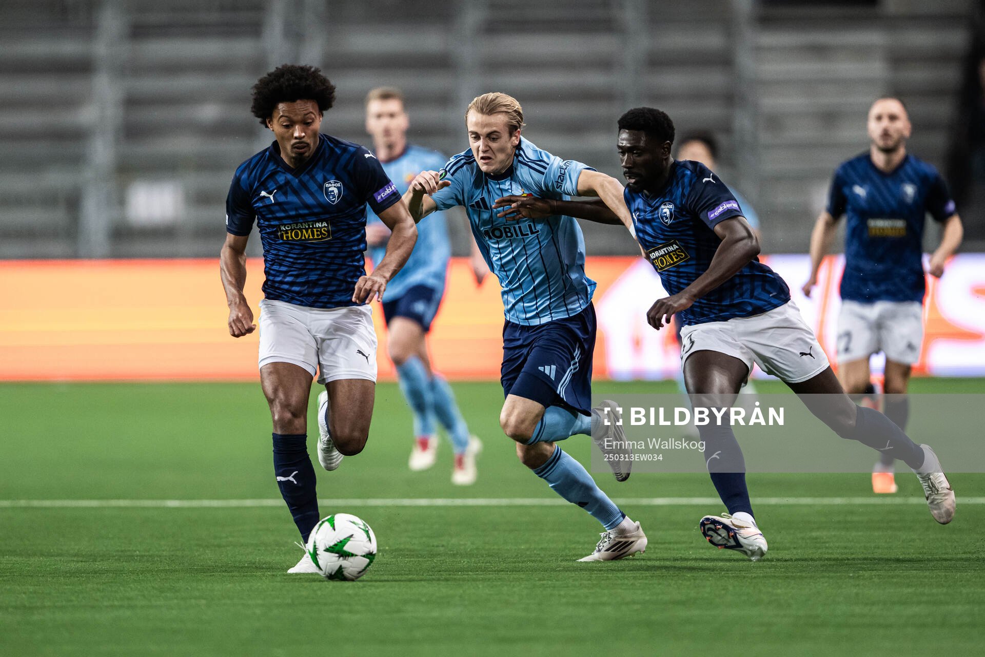 Oskar Fallenius of Djurgården aganst Bruno and Derrick