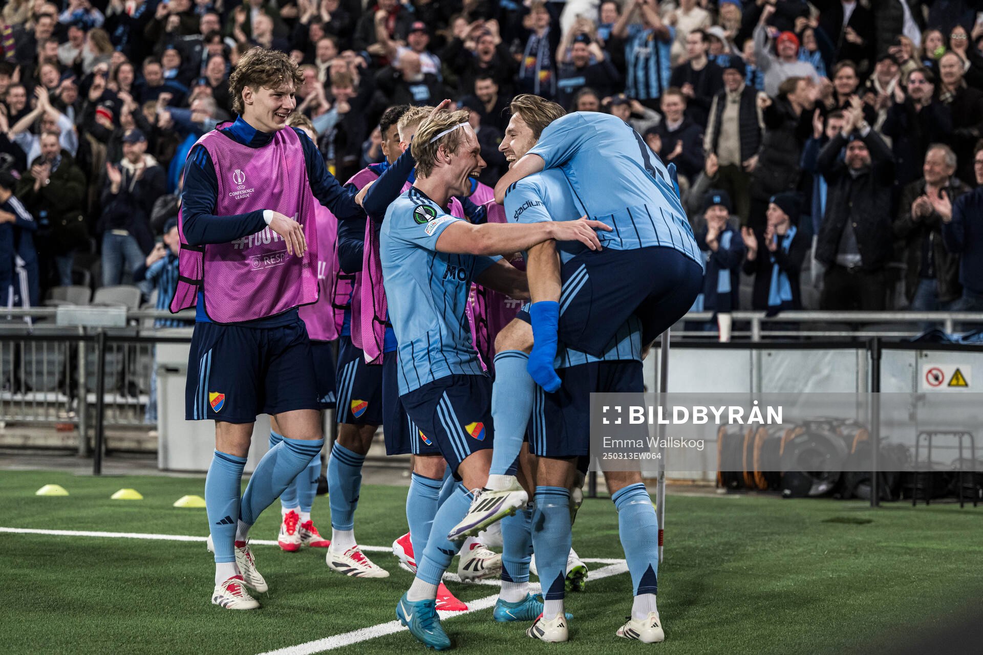 Daniel Stensson of Djurgården celebrate with teammates efter 2-0 during the UEFA Conference League football match between Djurgården and Pafos on March 13, 2025 in Stockholm.