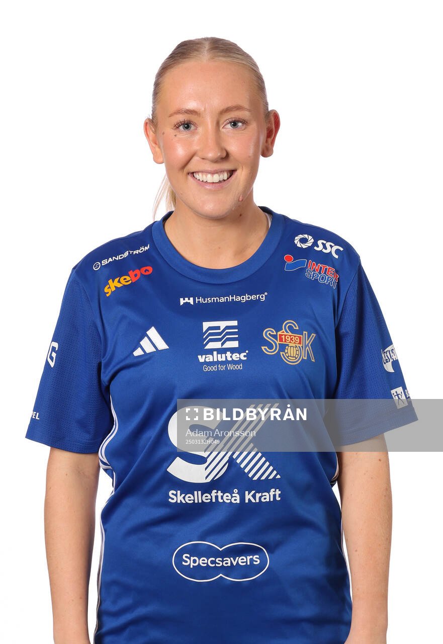 Sunnanås Emma Burman poserar för ett porträtt den 13 mars 2025 i Skellefteå.
