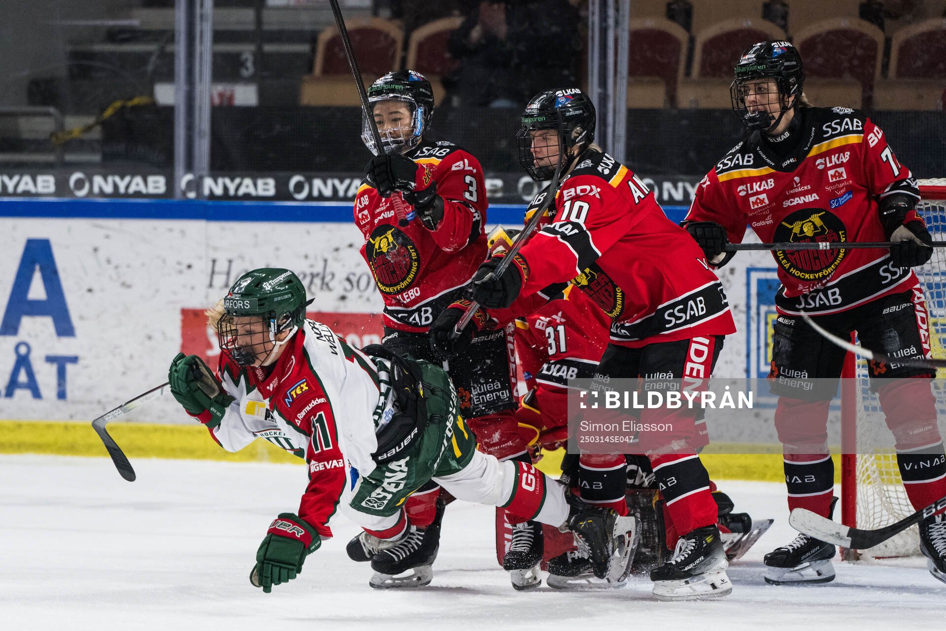 Frölundas Ella Hellman mot Luleås Camryn Wong och Anna