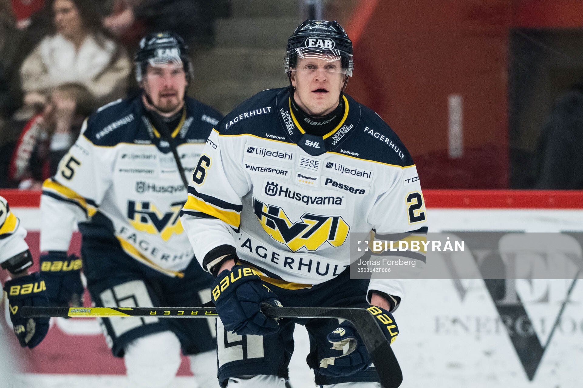 HV71s Tommi Tikka jublar