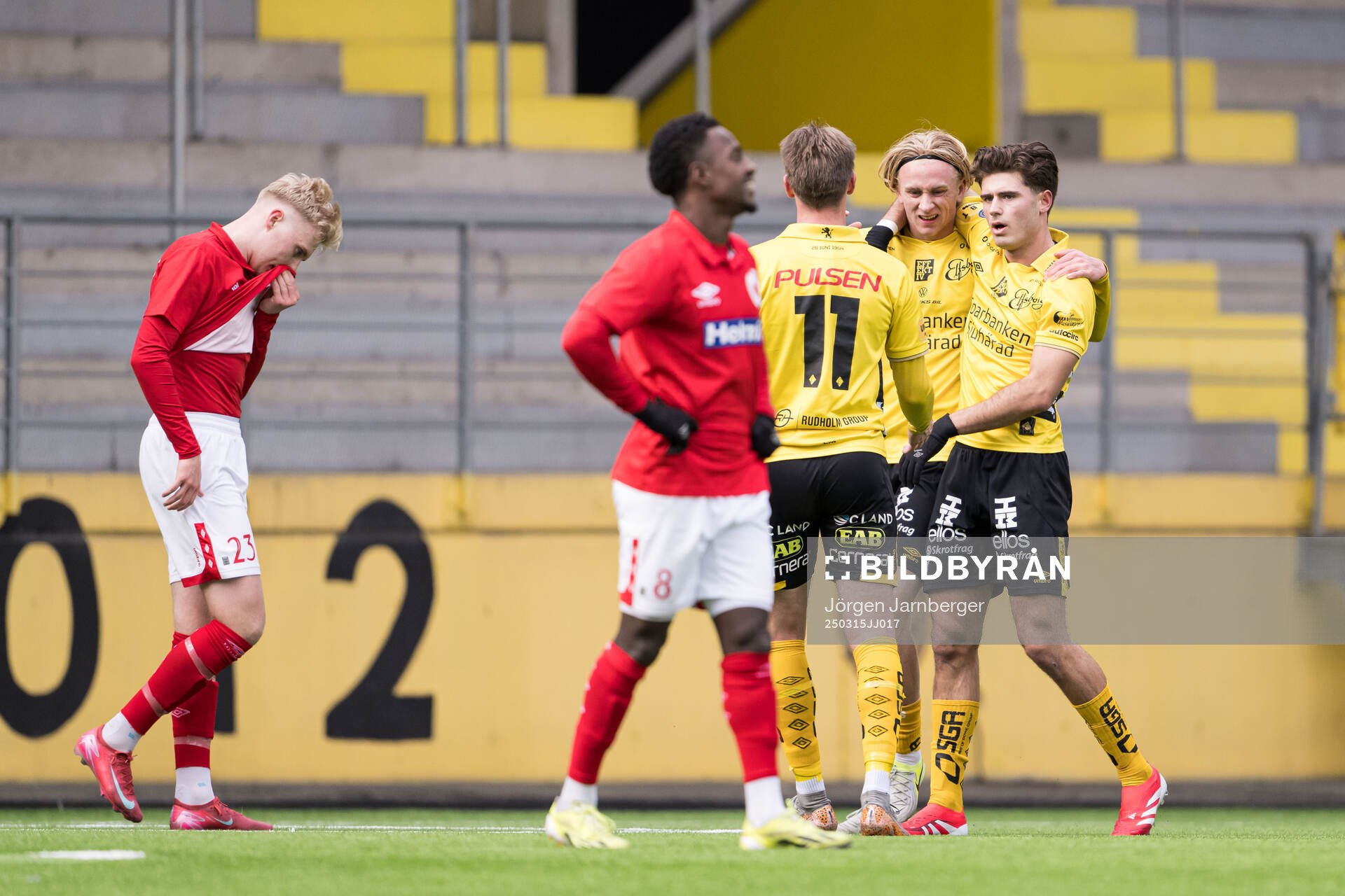 Degerfors Alexander Heden Lindskog och Nahom Netabay deppar