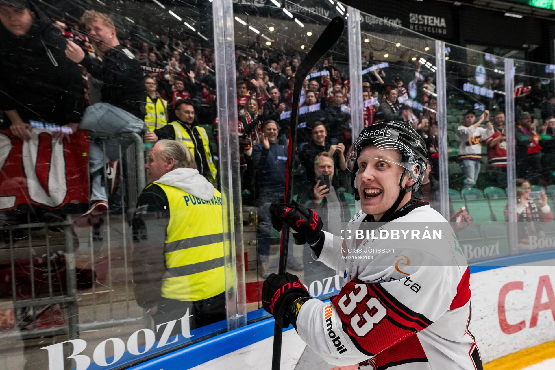 Malmö Redhawks Lassi Thomson jublar
