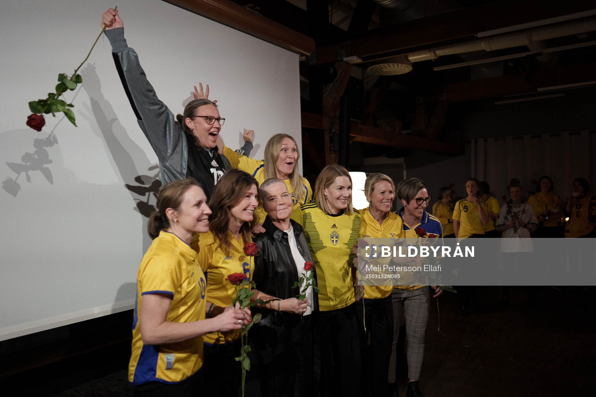 Marika Domanski Lyfors med vänner fotograferade