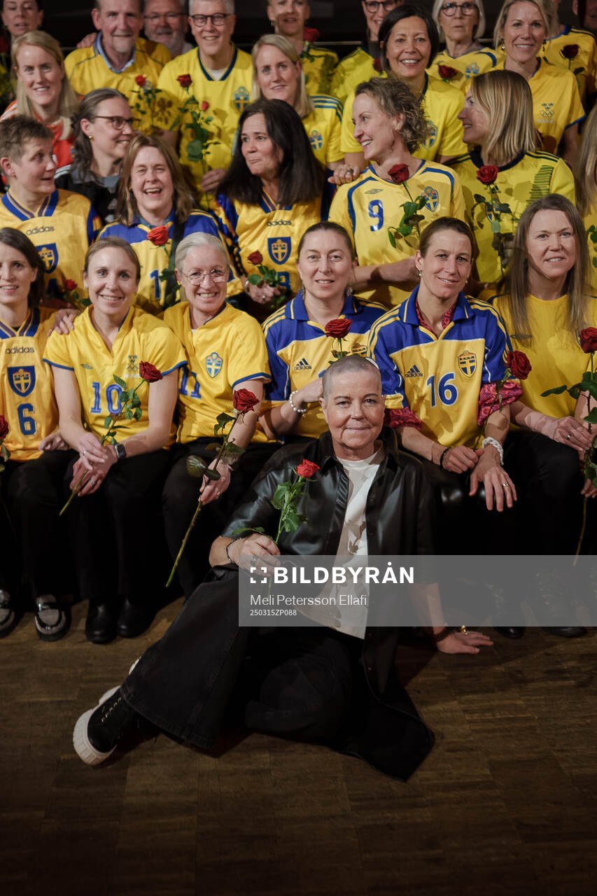 Marika Domanski Lyfors med vänner fotograferade