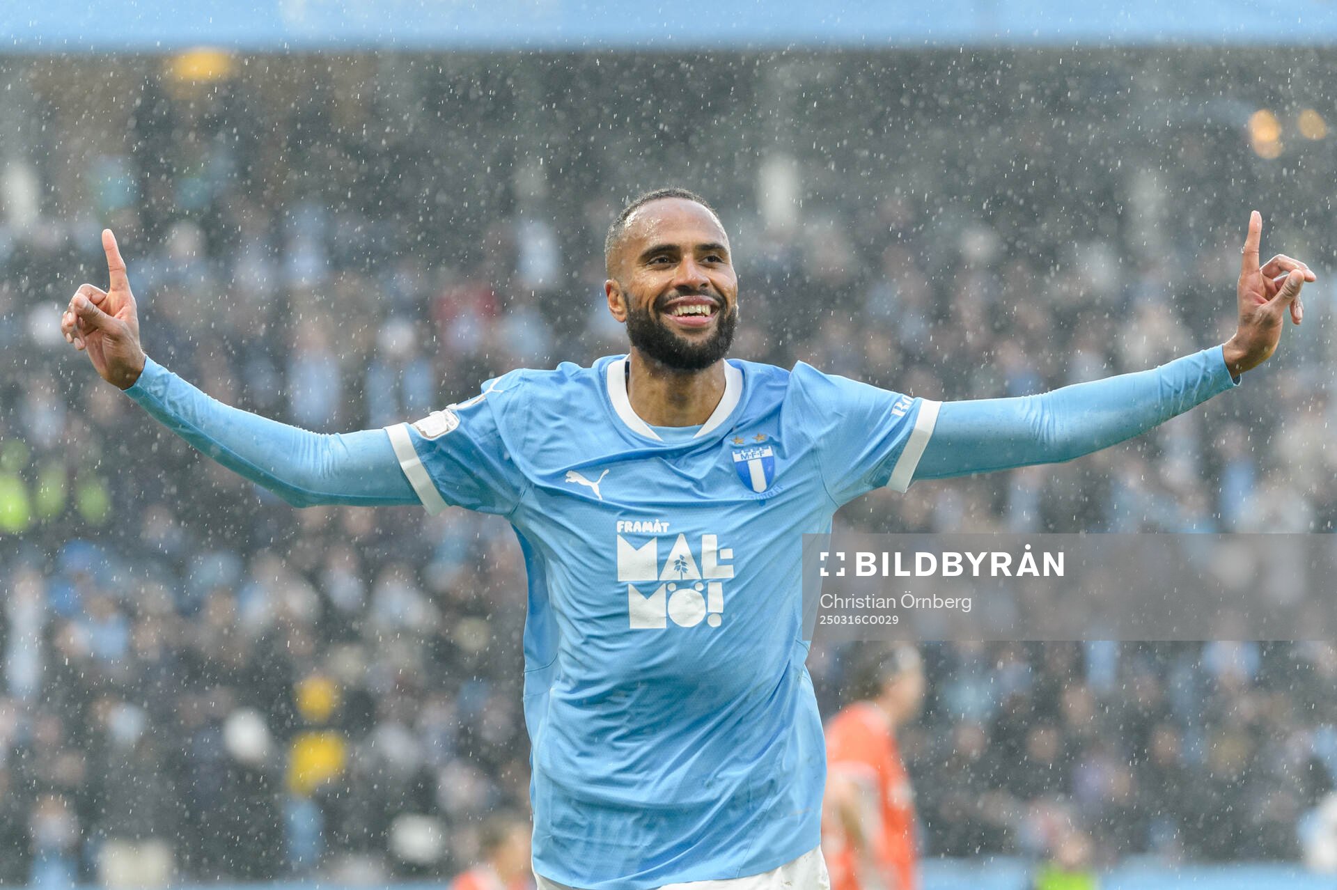 Malmö FFs Isaac Kiese Thelin jublar