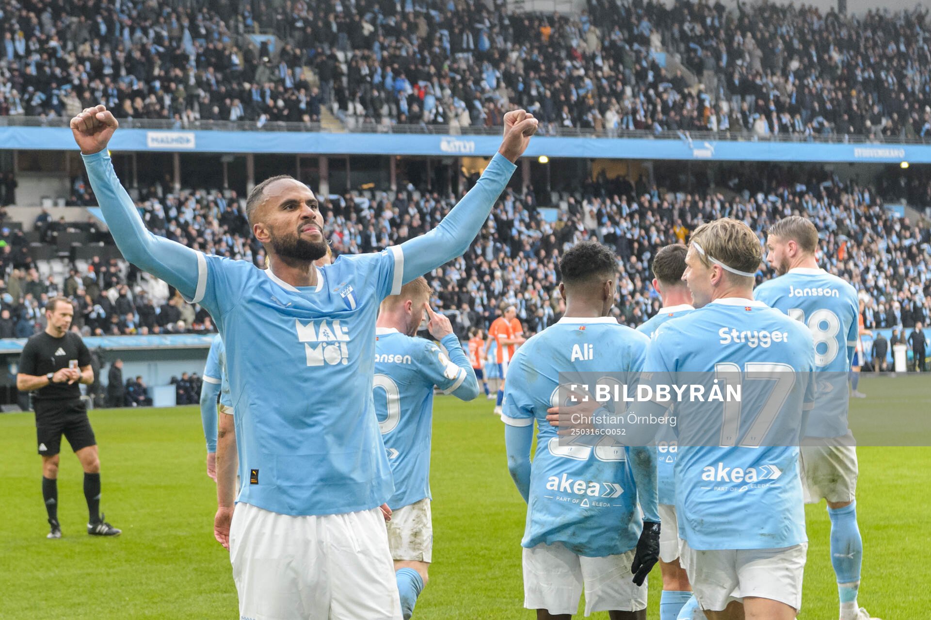 Malmö FFs Isaac Kiese Thelin jublar