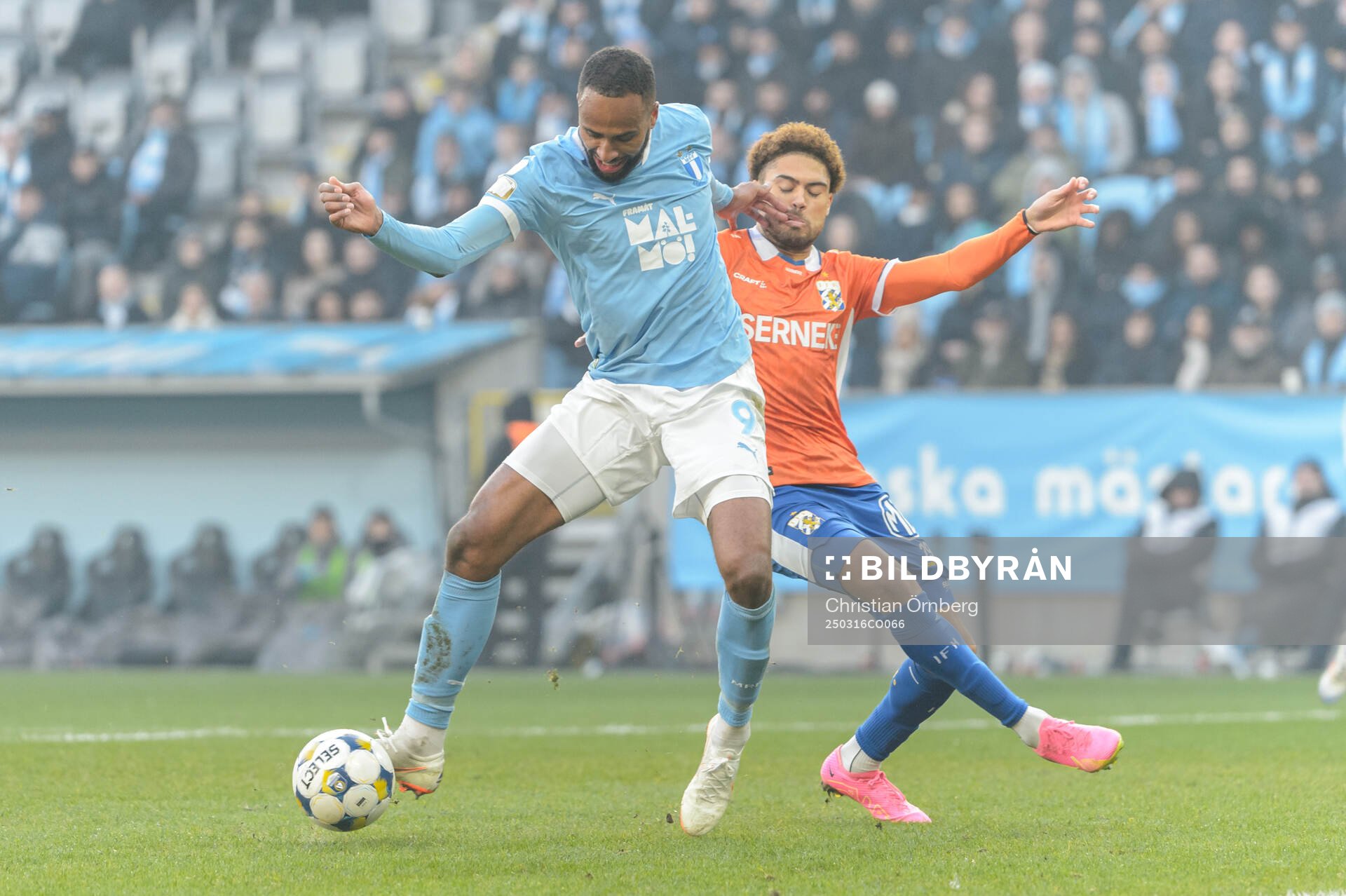 Malmö FFs Isaac Kiese Thelin och IFK Göteborgs Thomas