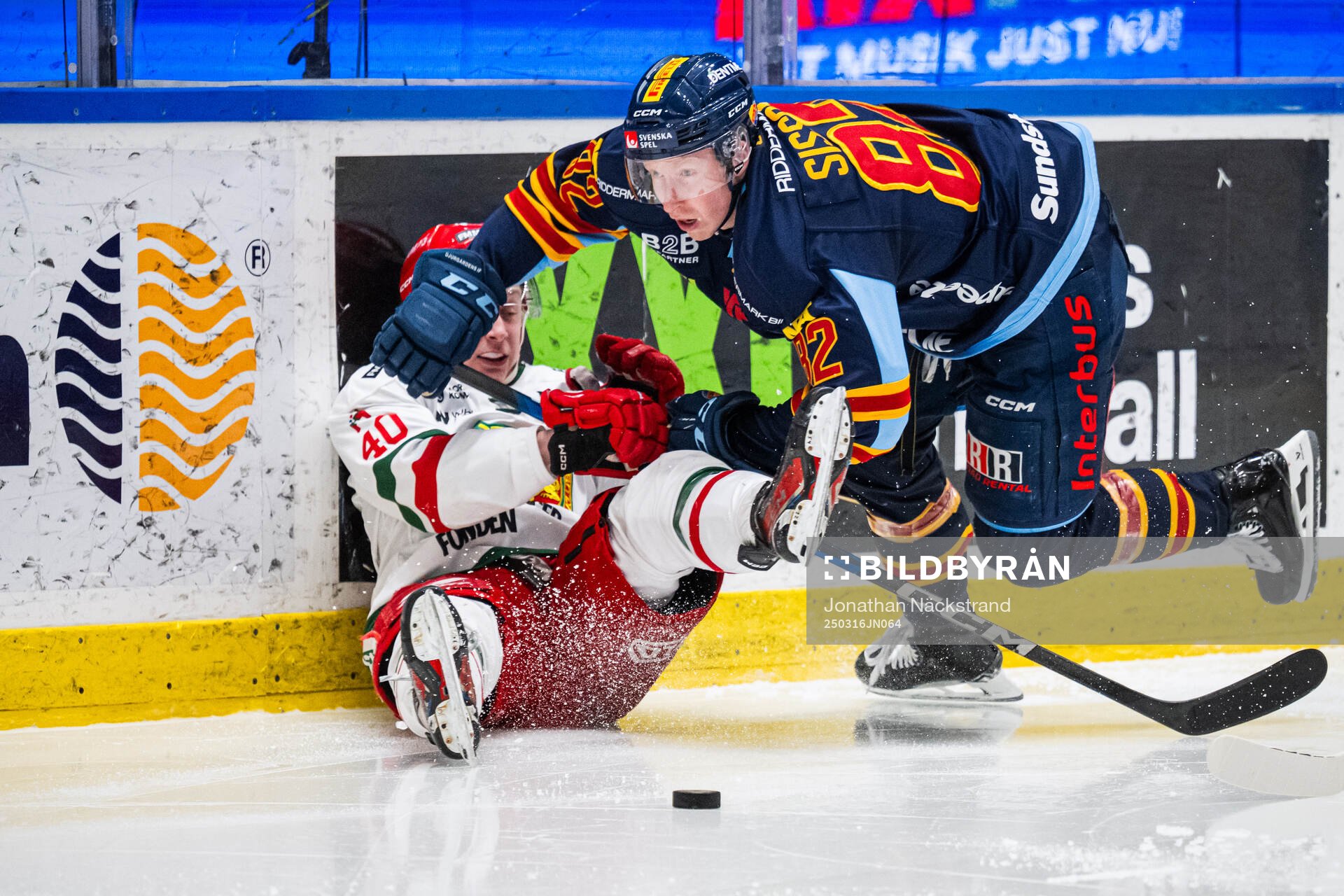 Djurgårdens Colby Sissons och Moras Felix Johansson