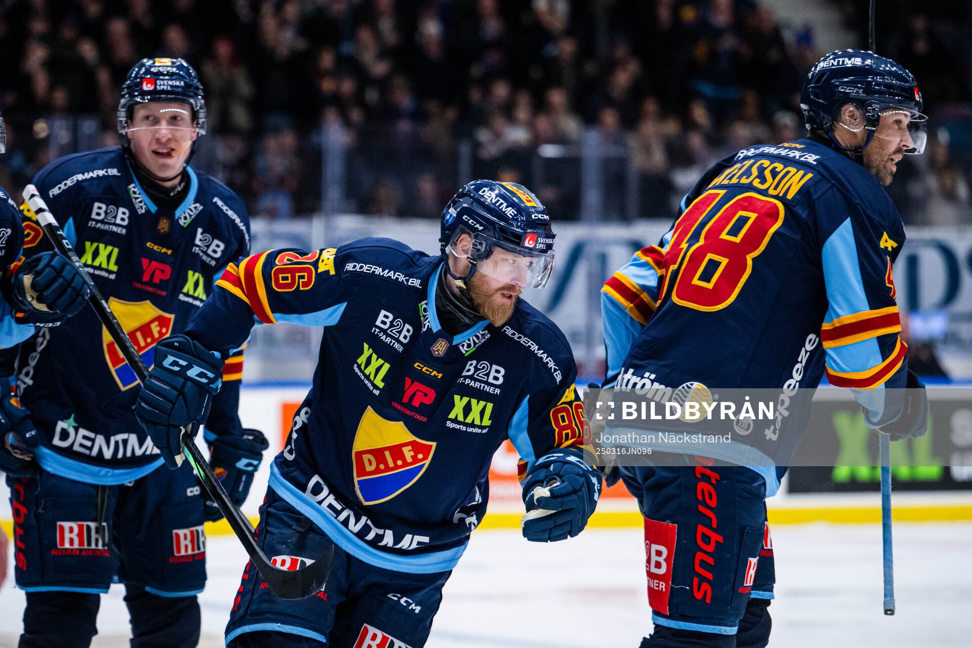 Djurgårdens Linus Klasen jublar