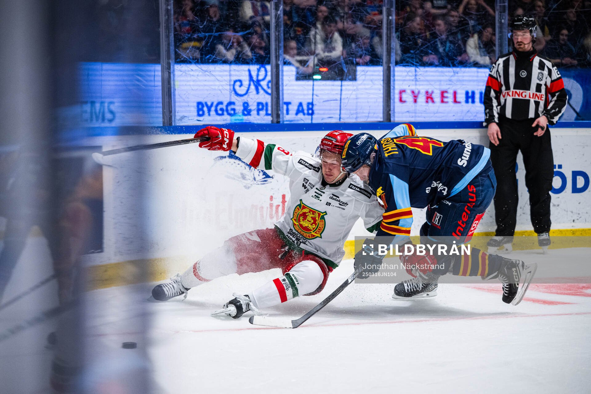 Moras Anton Olsson och Djurgårdens Patrick Thoresen