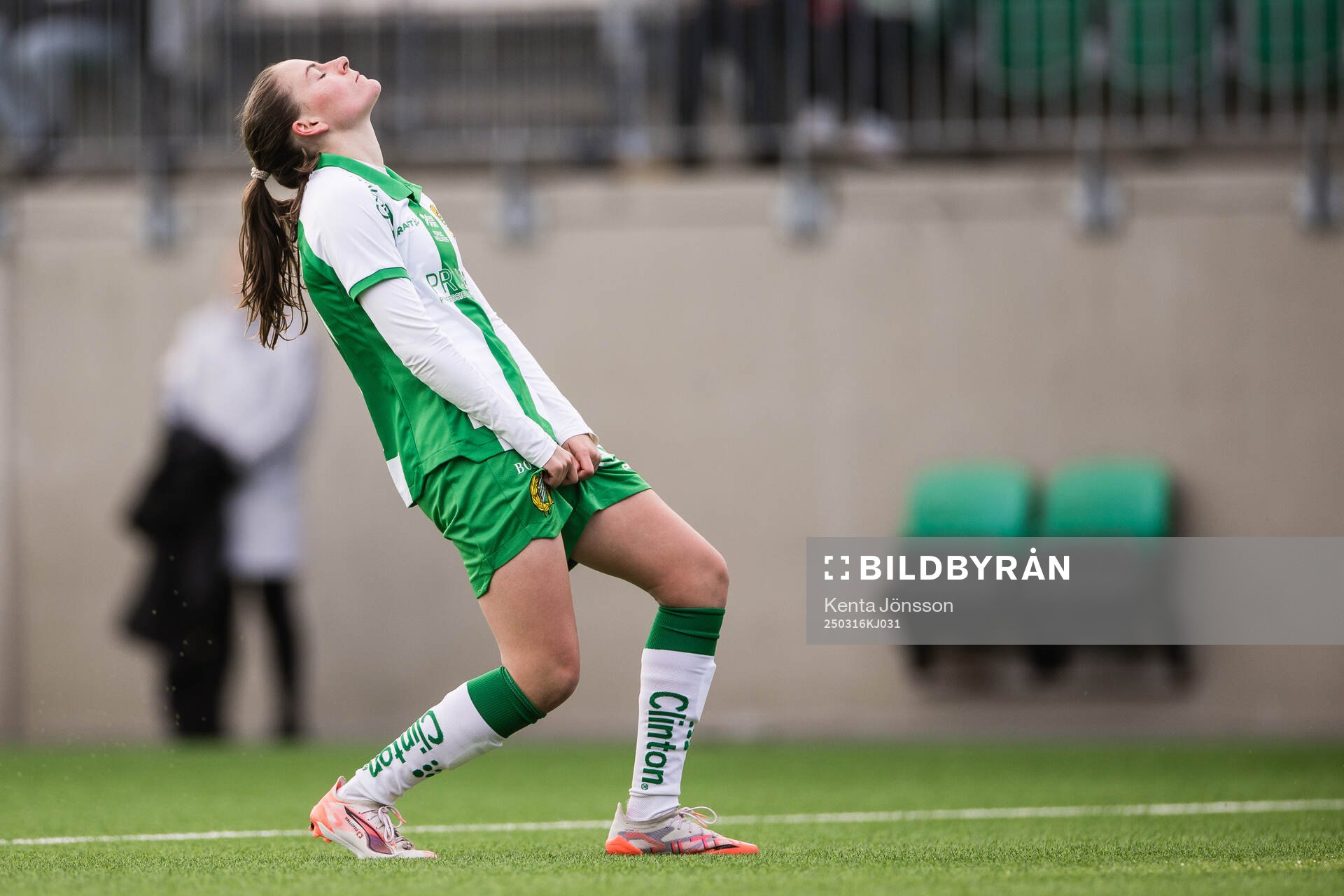 Hammarbys Smilla Vallotto deppar