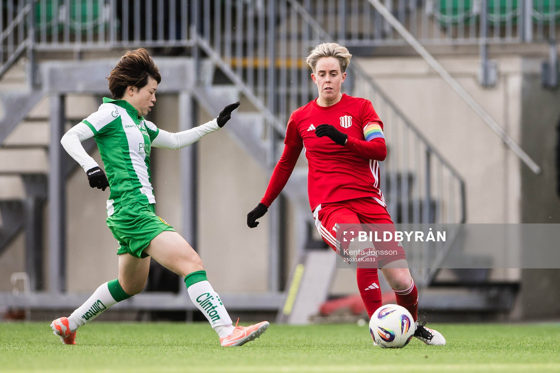 Hammarbys Asato Miyagawa och  Piteås Cecilia Edlund