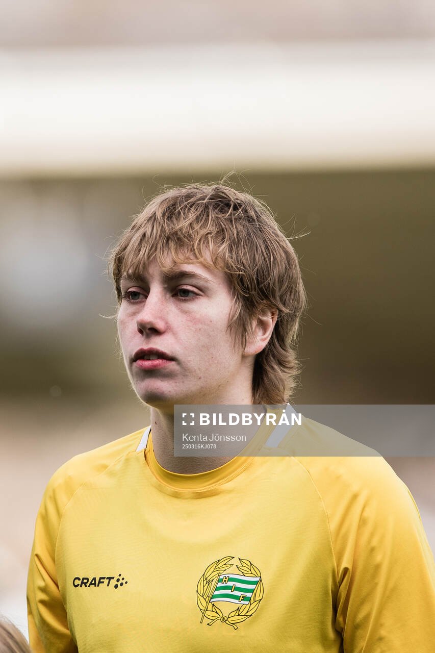 Hammarbys målvakt Moa Edrud
