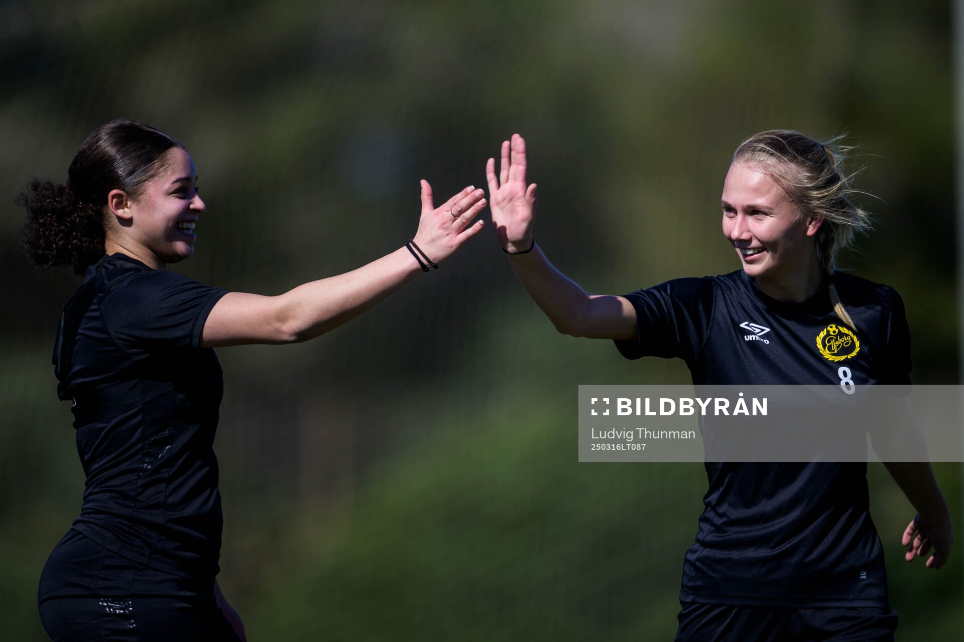 Jennifer Brinck och Linn Sångberg