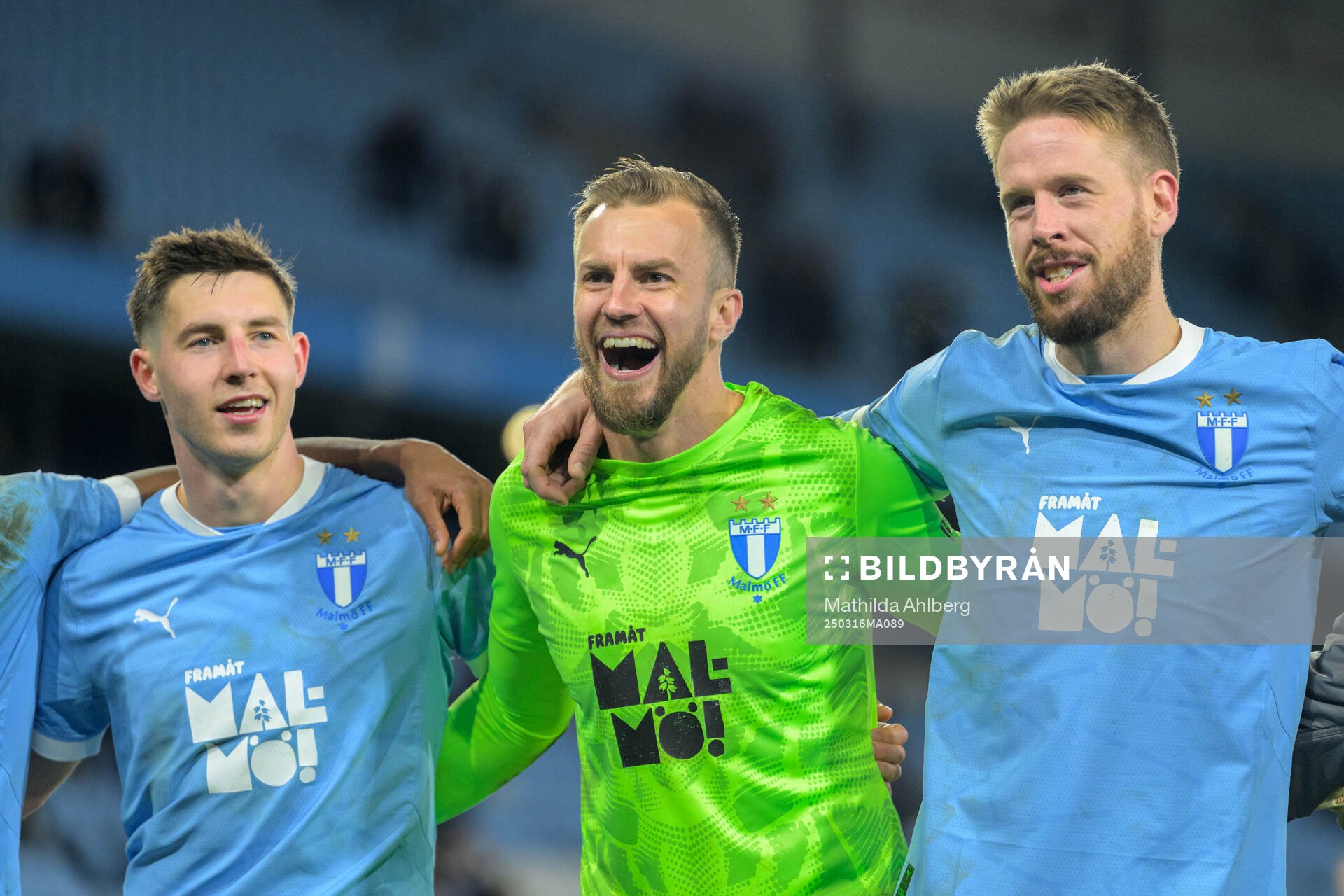 Malmö FFs Ricardo Friedrich och Pontus Jansson jublar
