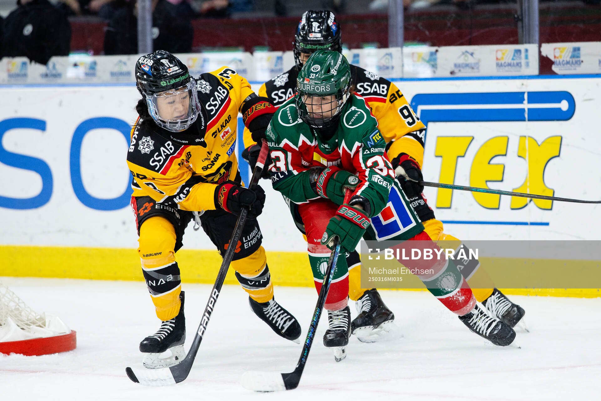 Luleås Camryn Wong och Nadia Mattivi mot Frölundas