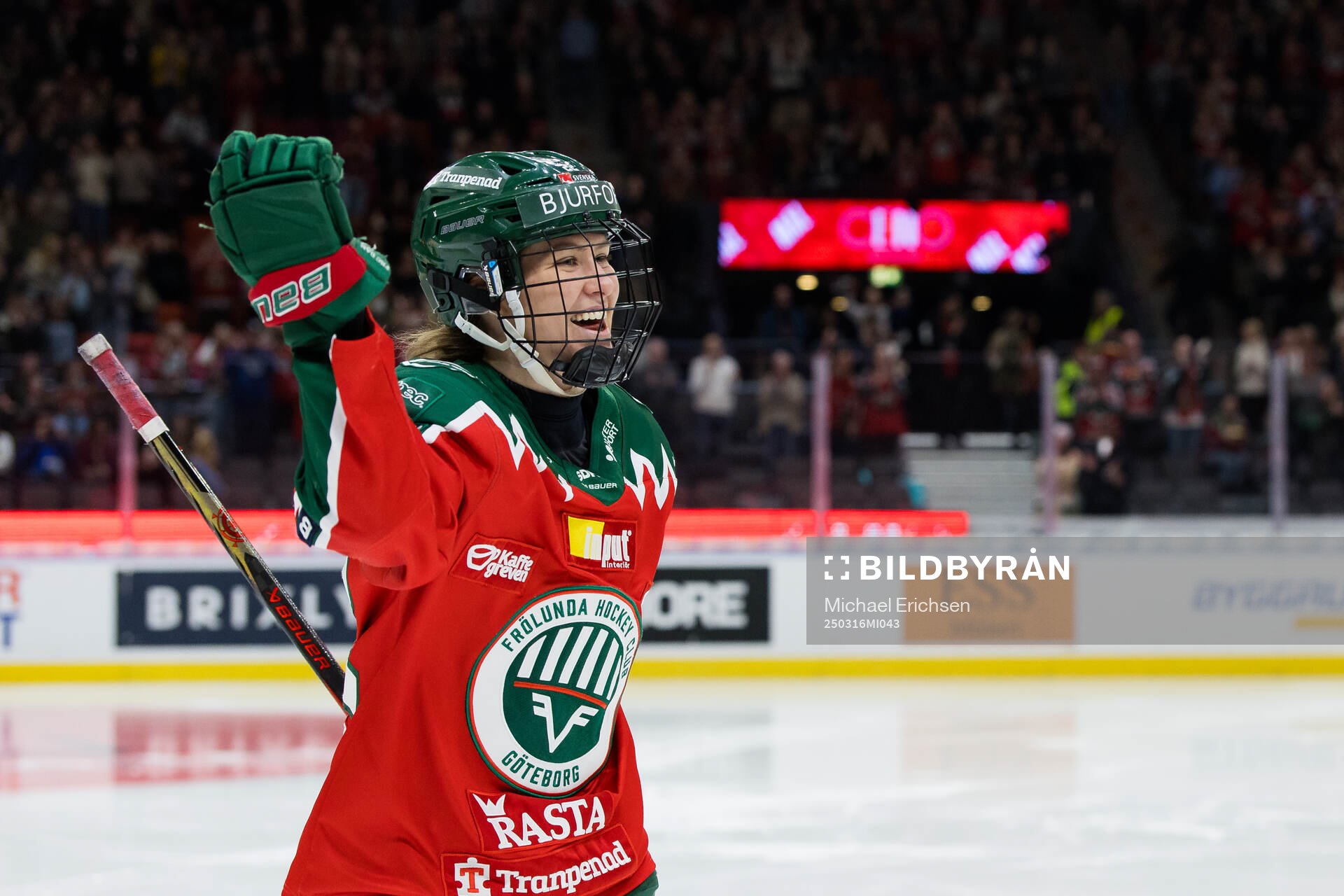 Frölundas Andrea Dalen jublar