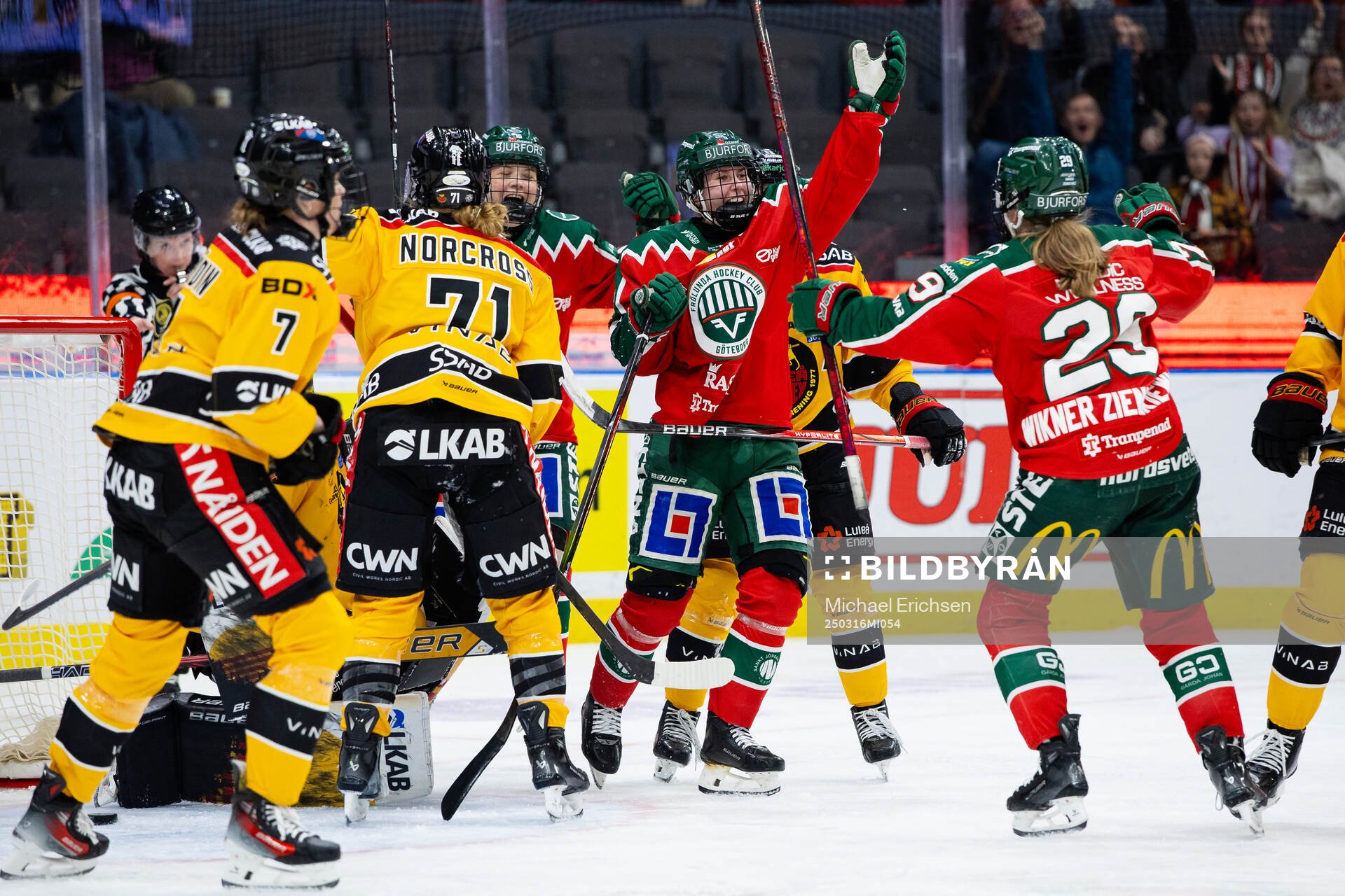Frölundas Nathalie Lidman jublar
