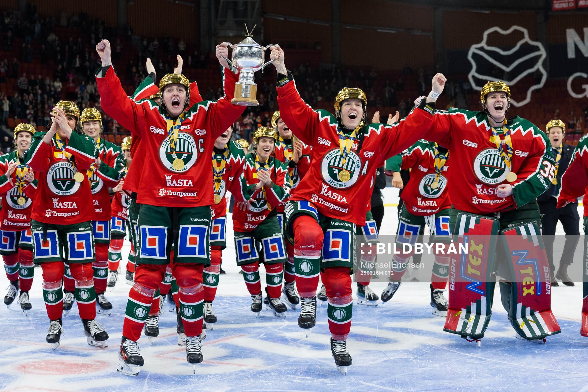Frölundas Hanna Olsson, Michelle Karvinen och målvakt