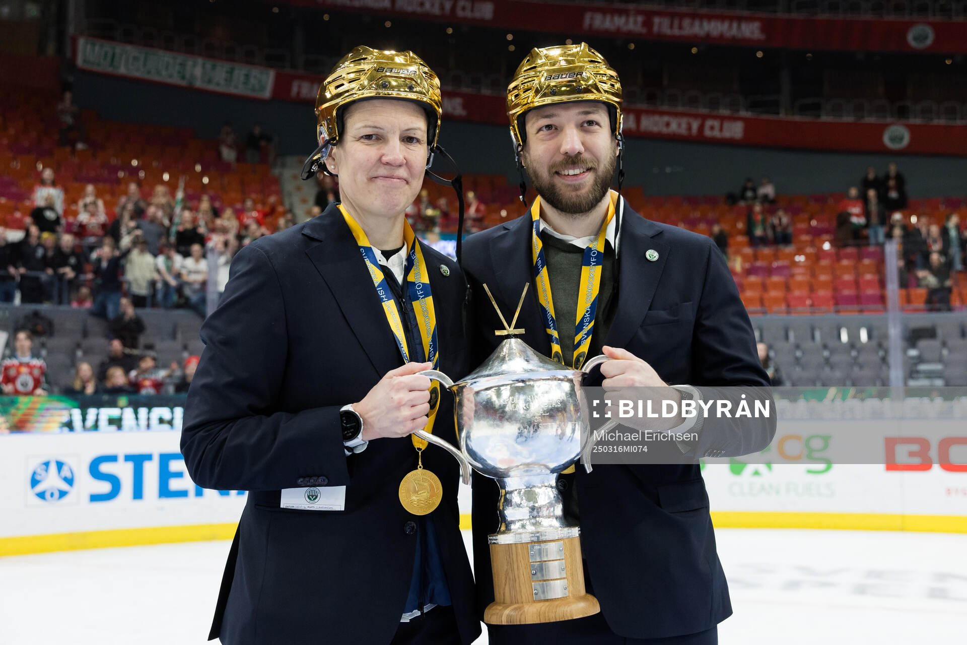 Frölundas tränare Erika Holst och assisterande tränare